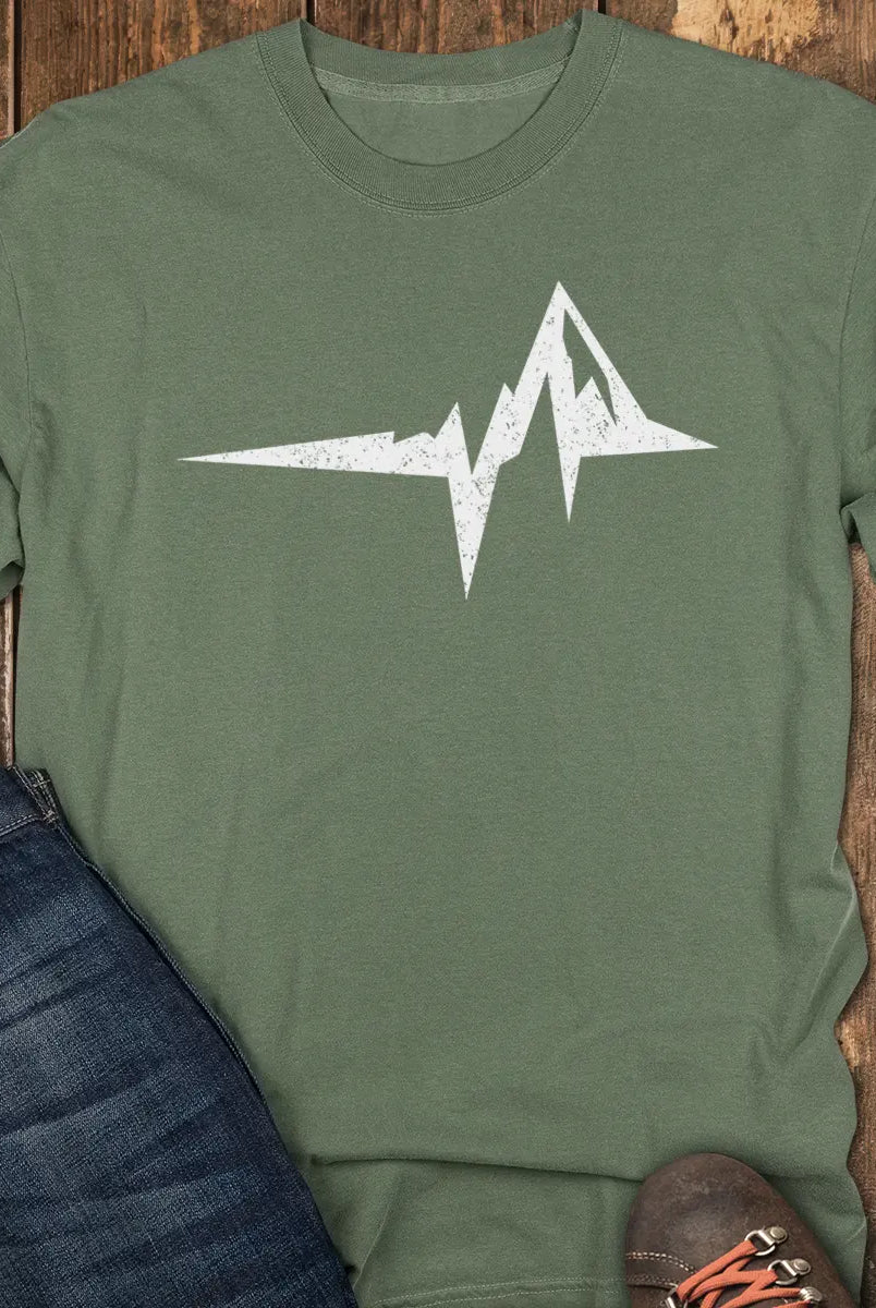 The Mountain Heartbeat Tee - Moss