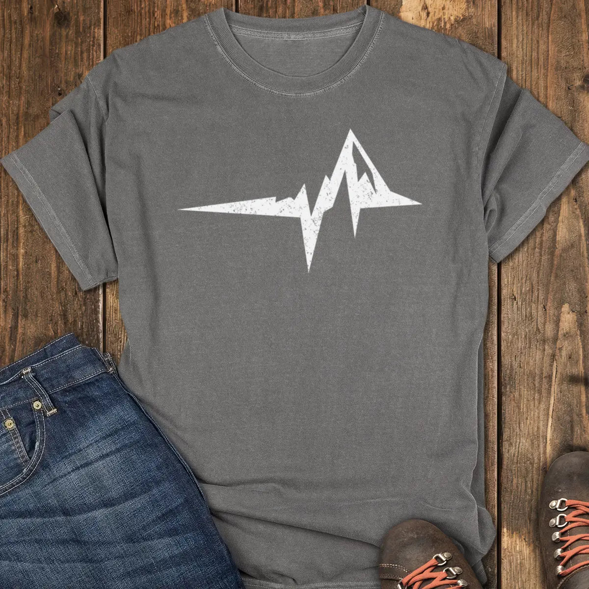 The Mountain Heartbeat Tee - Pepper