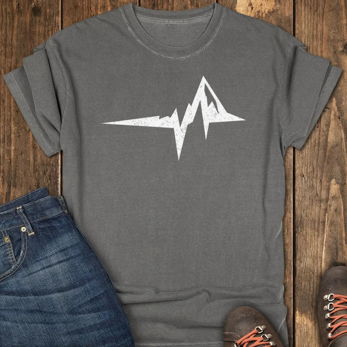 The Mountain Heartbeat Tee - Pepper