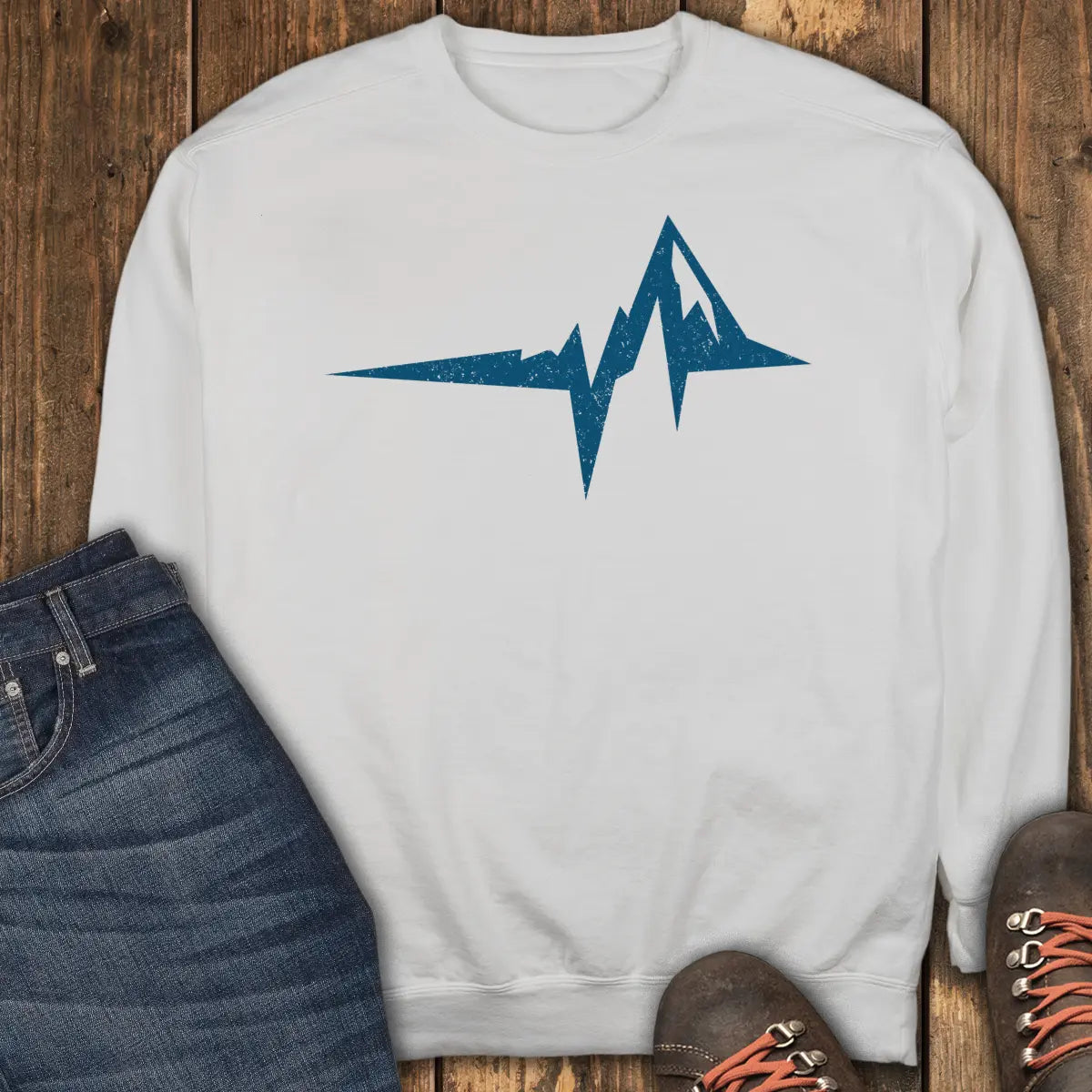 The Mountain Heartbeat Sweatshirt - White