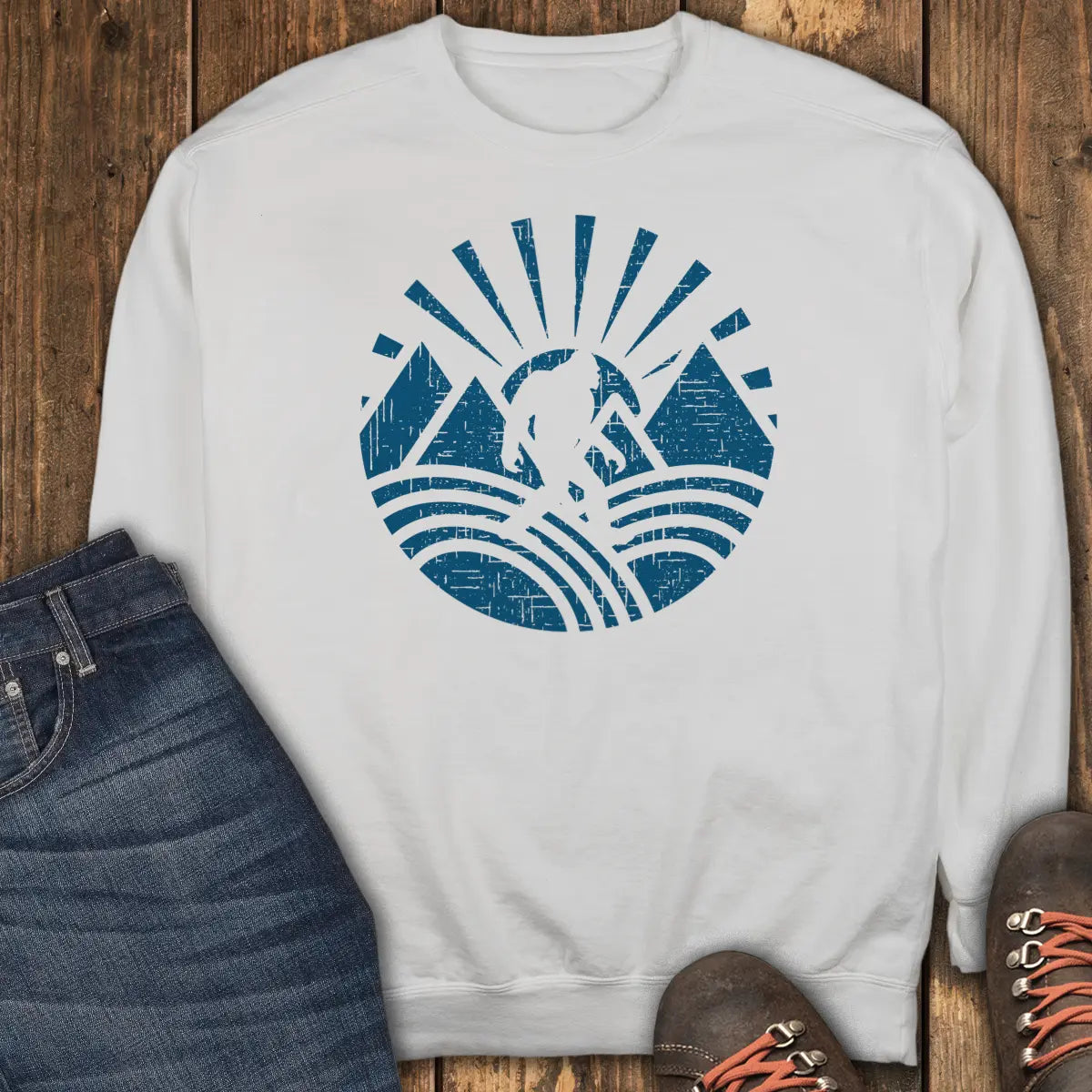 The Rising Legend Sweatshirt - White